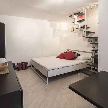 Appartement Dietro Tresca 3 à Bari Extérieur photo